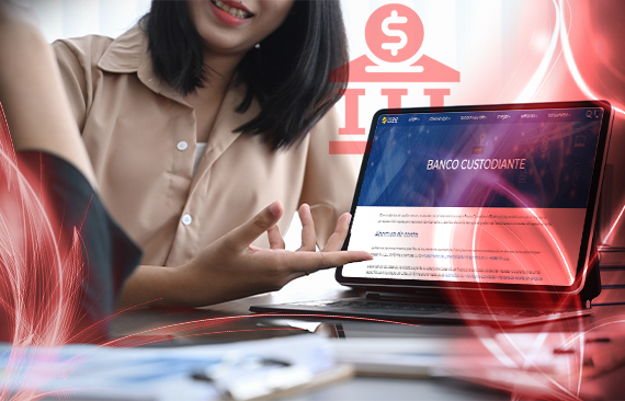 Mulher apresenta a página do banco custodiante em tela de notebook com elementos em vermelho