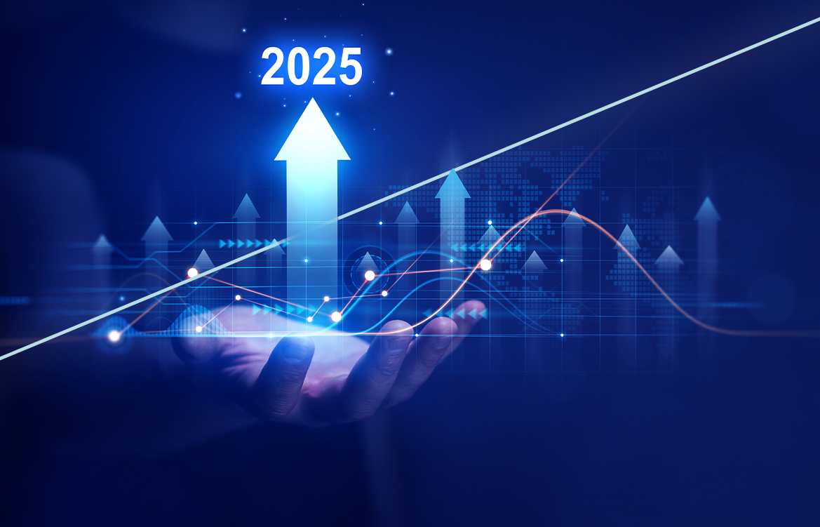 Montagem mostra uma mão da qual sai uma seta para cima, apontando para o ano de 2025