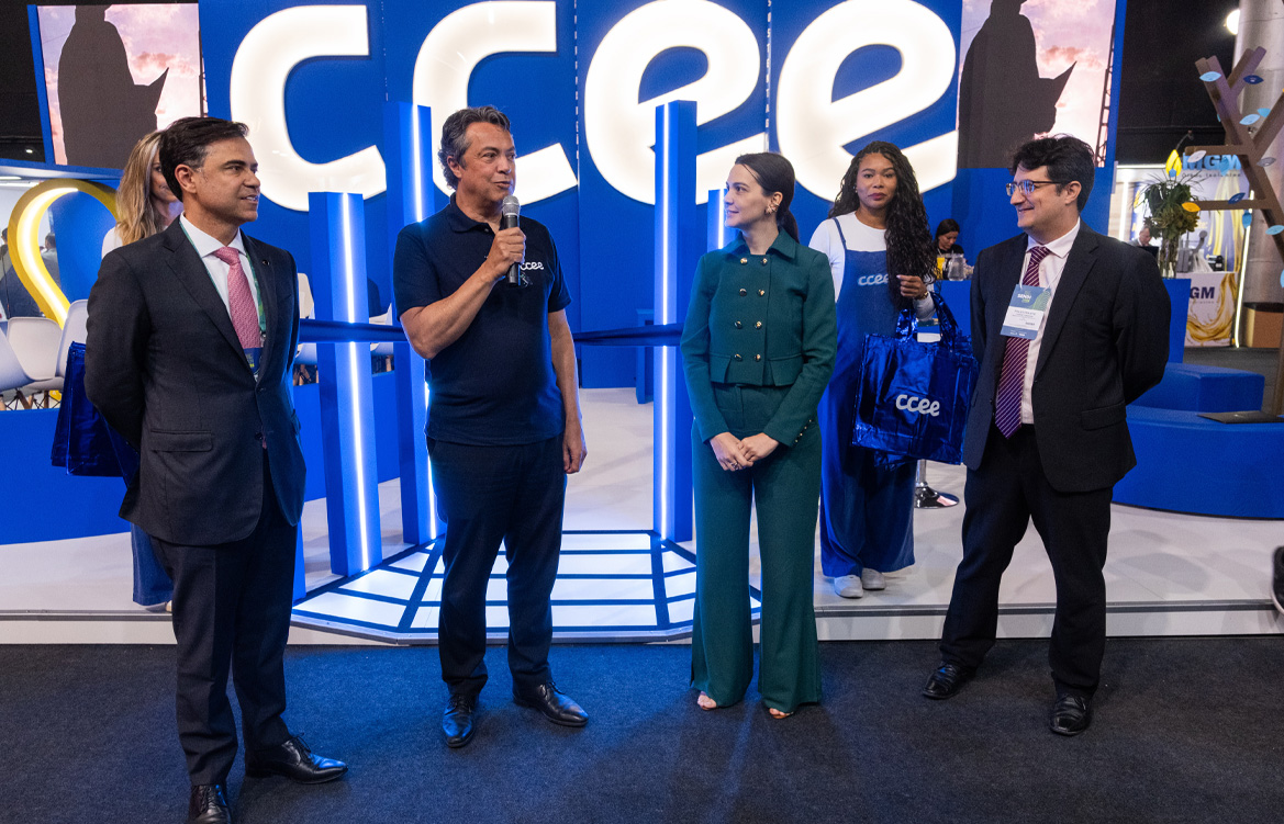 abertura estande da CCEE