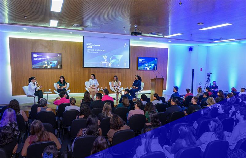 roda de conversa com gerentes executivas