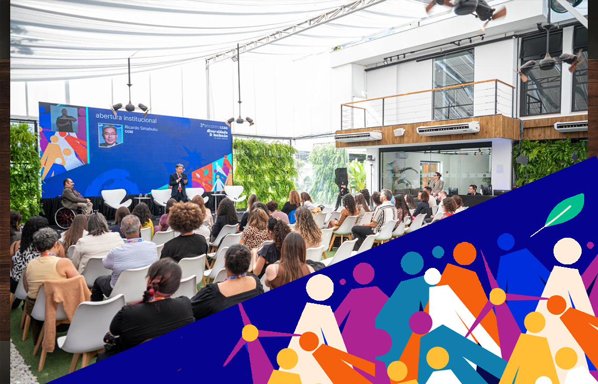 A imagem mostra o diretor-presidente interino da CCEE, Ricardo Simabuku, no palco do EncontroCCEE: Diversidade e Inclusão
